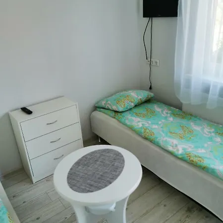 Poilsis Dzuku 10 A Konukevi 3*